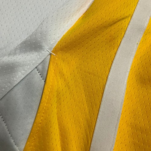 Men's Golden State Warriors Jordan Poole #3 White 2021/22 Swingman NBA Jersey - Association Edition Men's Golden State Warriors Jordan Poole #3 White 2021/22 Swingman NBA Jersey - Association Edition