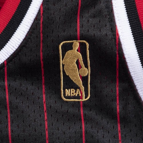 Men's Chicago Bulls Michael Jordan #23 Black 1996/97 Hardwood Classics Swingman Jersey Men's Chicago Bulls Michael Jordan #23 Black 1996/97 Hardwood Classics Swingman Jersey