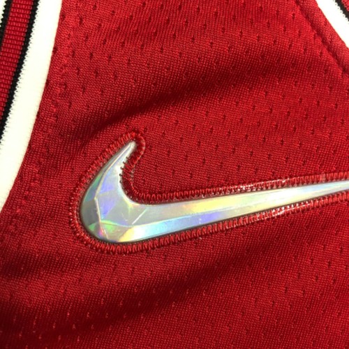 Men's Chicago Bulls Alex Caruso #6 Nike Red 2021 Swingman Jersey - Icon Edition Men's Chicago Bulls Alex Caruso #6 Nike Red 2021 Swingman Jersey - Icon Edition