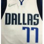 Men's Dallas Mavericks Luka Doncic #77 Nike White 2021/22 Swingman NBA Jersey - Icon Edition Men's Dallas Mavericks Luka Doncic #77 Nike White 2021/22 Swingman NBA Jersey - Icon Edition