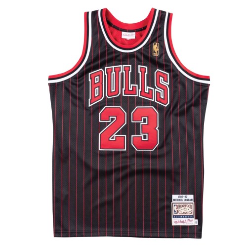 Men's Chicago Bulls Michael Jordan #23 Black 1996/97 Hardwood Classics Swingman Jersey Men's Chicago Bulls Michael Jordan #23 Black 1996/97 Hardwood Classics Swingman Jersey