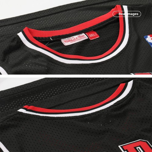 Men's Chicago Bulls Michael Jordan #23 Throwback Black 1997-98 Hardwood Classics Player Jersey