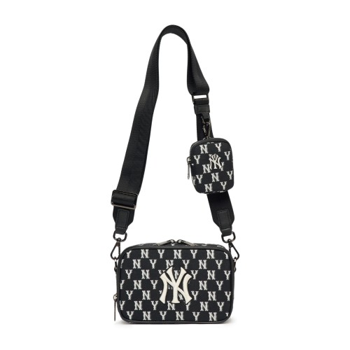 MONOGRAM JACQUARD MINI CROSS BAG NEW YORK YANKEES MONOGRAM JACQUARD MINI CROSS BAG NEW YORK YANKEES