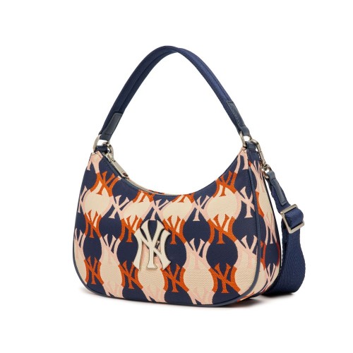 ARGYLE STRAP HOBO BAG NEW YORK YANKEES ARGYLE STRAP HOBO BAG NEW YORK YANKEES