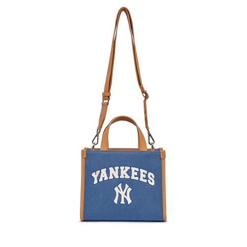 Varsity Basic Canvas S-Tote Bag NEW YORK YANKEES Varsity Basic Canvas S-Tote Bag NEW YORK YANKEES