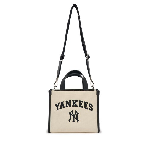 Varsity Basic Canvas S-Tote Bag NEW YORK YANKEES Varsity Basic Canvas S-Tote Bag NEW YORK YANKEES